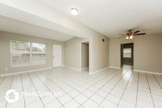 4300 Devonshire Ln in Orlando, FL - Building Photo - Building Photo
