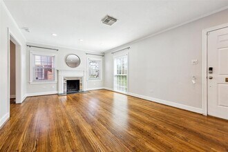 6649 Fairfield St in Houston, TX - Building Photo - Building Photo