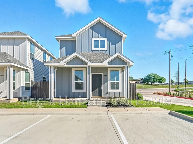 property at 3475 Valley Vista Dr