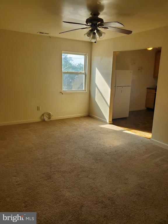 87 E Barber Ave in Woodbury, NJ - Building Photo - Building Photo