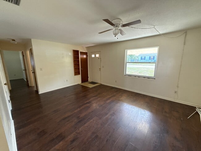 2369 S Tennyson Pt in Homosassa, FL - Building Photo - Building Photo