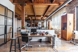 3124 W Carroll Ave, Unit 2 in Chicago, IL - Building Photo - Building Photo