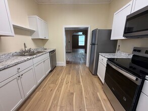 910 W Harvard St in Champaign, IL - Building Photo - Building Photo