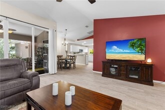 11568 Forest Mere Dr in Bonita Springs, FL - Building Photo - Building Photo