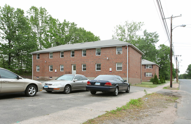 1032-1036 Tolland St in East Hartford, CT - Building Photo - Building Photo