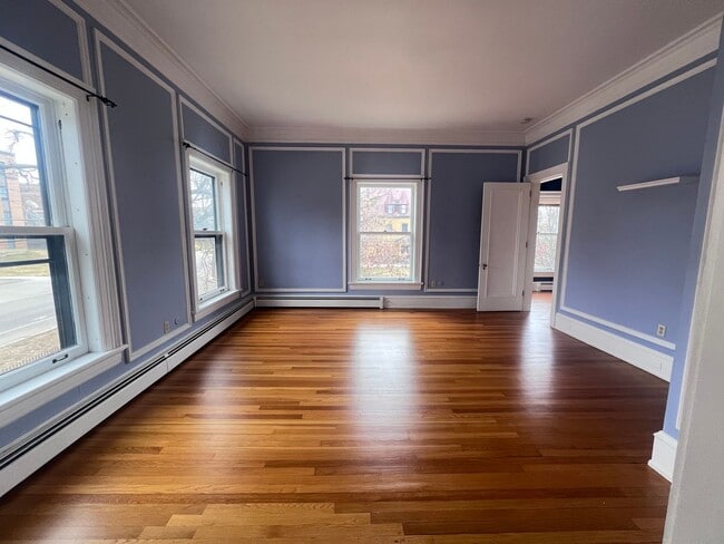 45 College Ave SE in Grand Rapids, MI - Foto de edificio - Building Photo