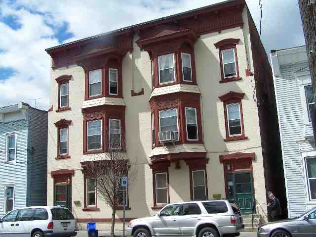 3227-3229 Seventh Ave in Troy, NY - Building Photo