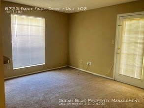 8723 Fancy Finch Dr-Unit -Unit 102 in Tampa, FL - Building Photo - Building Photo
