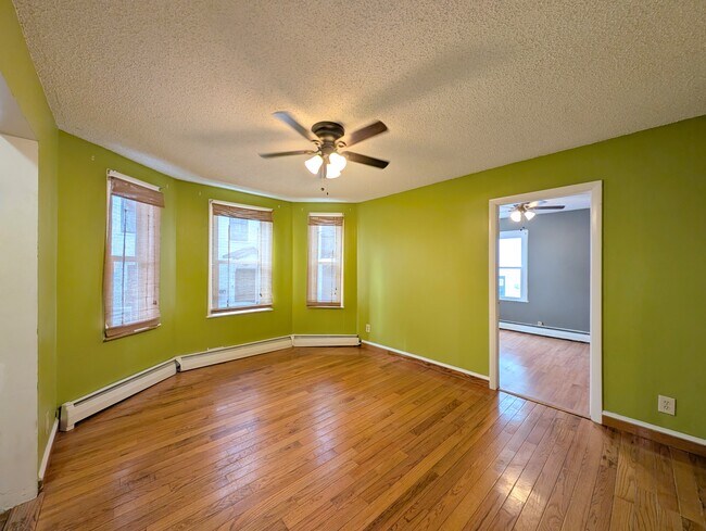 9 Lowell Ter, Unit 1