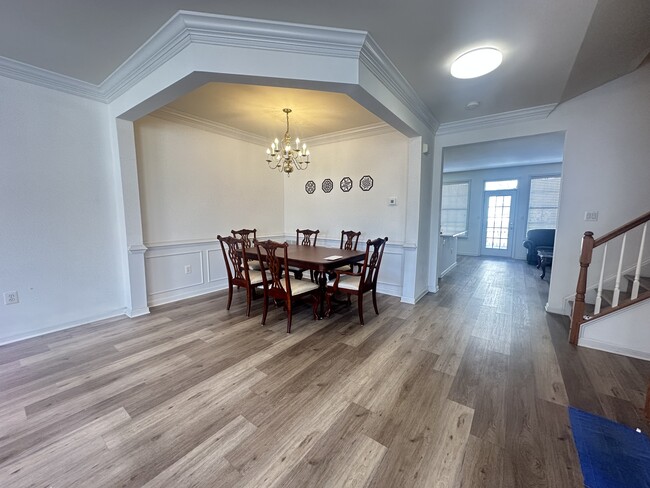 4122 Dallas Hutchison St, Unit Room 1 in Chantilly, VA - Building Photo - Building Photo