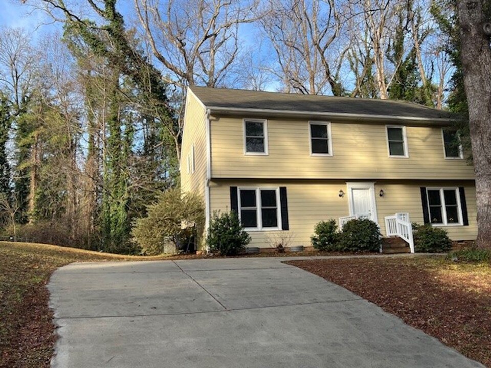 1717 Quail Ridge Rd in Raleigh, NC - Building Photo