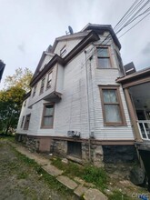 233 Fitch St in Syracuse, NY - Building Photo - Building Photo