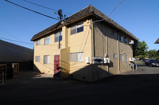 Camara Circle in Concord, CA - Building Photo - Building Photo