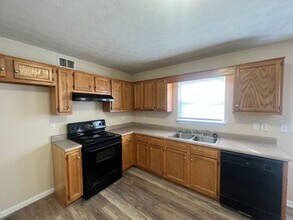 10603 Waycross Ave in Louisville, KY - Building Photo - Building Photo