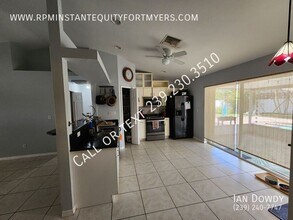 1306 SW 13th Terrace in Cape Coral, FL - Building Photo - Building Photo