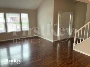 7756 Castle Ridge Ct in Indianapolis, IN - Building Photo - Building Photo