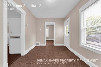 2085 Robin St in Lakewood, OH - Building Photo - Building Photo