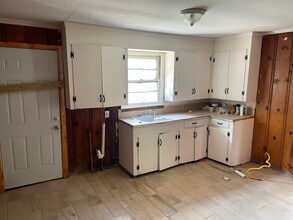 4760 Annette St in Baton Rouge, LA - Foto de edificio - Building Photo