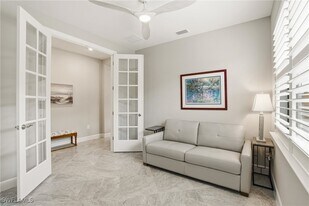 12361 Canal Grande Dr in Ft. Myers, FL - Building Photo