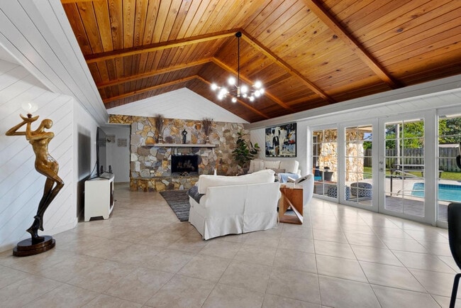 1006 SE 6th St in Deerfield Beach, FL - Building Photo - Building Photo