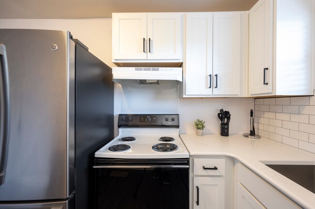 901 Weeping Willow Way, Unit #2 in Goodlettsville, TN - Foto de edificio - Building Photo
