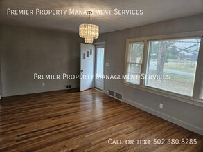 8505 Pennsylvania Run Rd in Louisville, KY - Building Photo - Building Photo