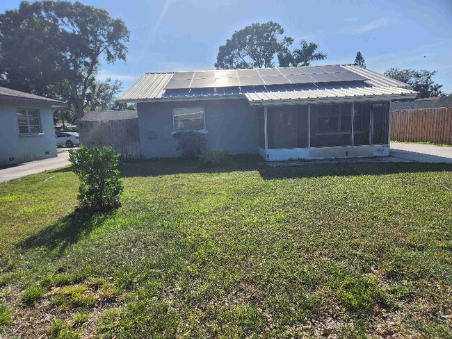 property at 1412 19th St W