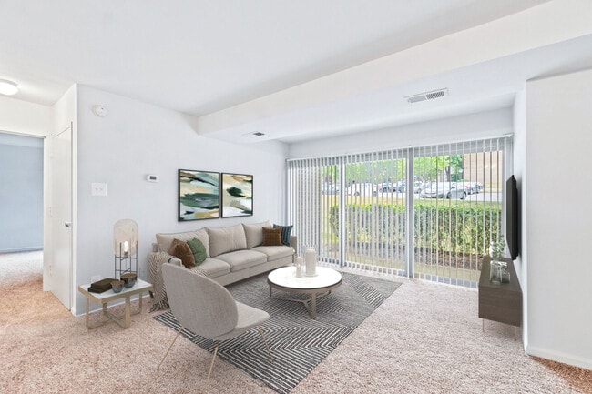 Autumn Crest in Columbia, MD - Building Photo - Building Photo