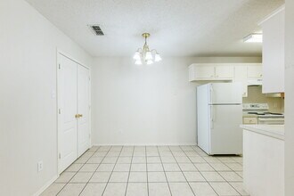 2614 81st St in Lubbock, TX - Building Photo - Building Photo