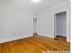 59 Hawthorne St in Somerville, MA - Building Photo - Building Photo