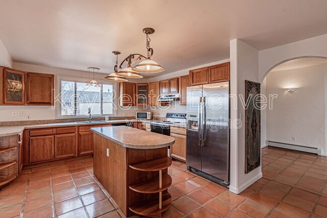 990 Beech St in Golden, CO - Building Photo - Building Photo