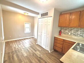 1763 Giant St in Toledo, OH - Building Photo - Building Photo