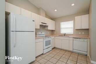 1019 Danforth St-Unit -Unit A in Lehigh Acres, FL - Building Photo - Building Photo