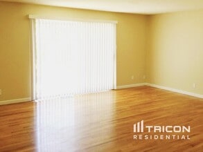 2685 Grose Ln in Sparks, NV - Building Photo - Building Photo
