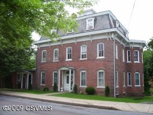 202-208 W First St in Bloomsburg, PA - Building Photo