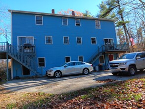 208 Maplewold Rd in Weare, NH - Building Photo - Building Photo