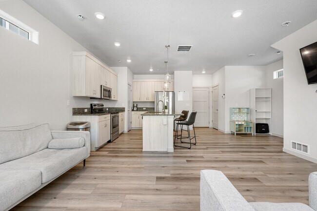 1071 Spartan Ave in Berthoud, CO - Building Photo - Building Photo