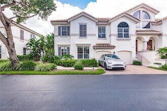 181 Colonade Cir in Naples, FL - Building Photo - Building Photo