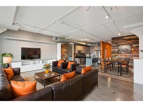 2929 Chicago Ave in Minneapolis, MN - Building Photo - Building Photo