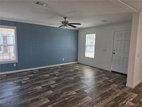 7 Birch Blvd in Ft. Myers, FL - Building Photo - Building Photo