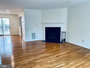 32 Fendall Ave in Alexandria, VA - Building Photo - Building Photo