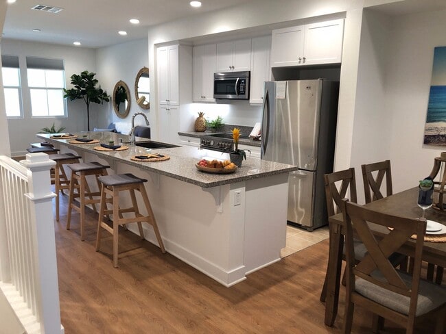 property at 1109 Plumeria Way