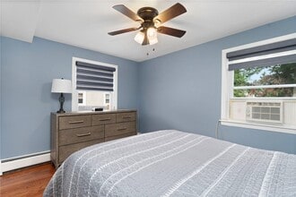 118 Airway Rd in Warwick, RI - Building Photo - Building Photo