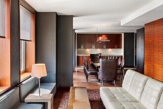 88 Greenwich St, Unit Great studio at Giana tital district in New York, NY - Building Photo - Building Photo