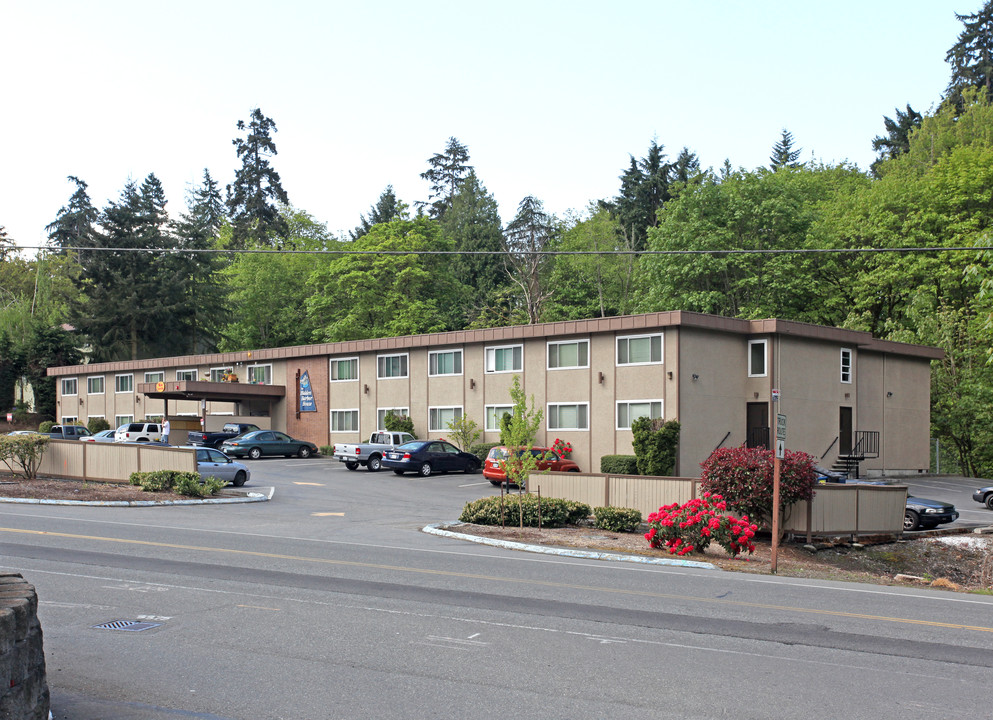 The Hidden Harbor House in Des Moines, WA - Building Photo