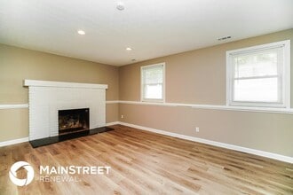 557 Hunt Valley Dr in Reynoldsburg, OH - Building Photo - Building Photo