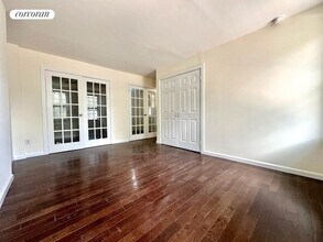 155 Chrystie St in New York, NY - Building Photo - Building Photo