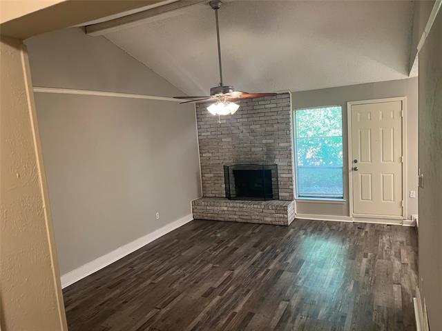 211 Turtle Creek Dr in Arlington, TX - Building Photo - Building Photo