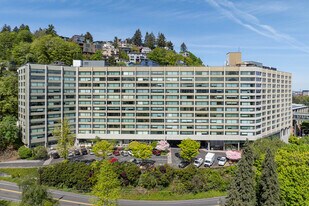 Parkview at Terwilliger Plaza in Portland, OR - Building Photo