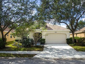 6543 Blue Grosbeak Cir in Lakewood Ranch, FL - Building Photo